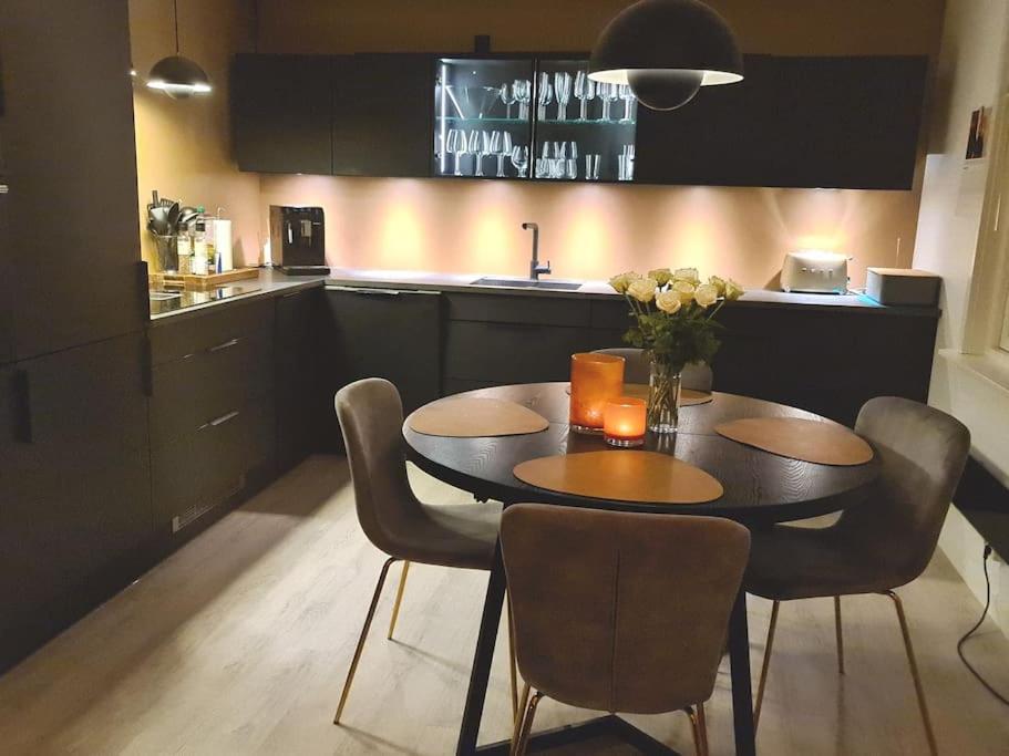 Koselig Og Moderne Leilighet, Meget Sentralt I Narvik Med Gratis Parkering! Exterior foto